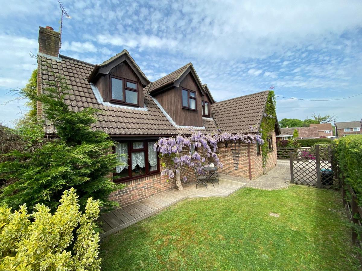 Дом отдыха Stunning Rustic Home, New Forest National Park