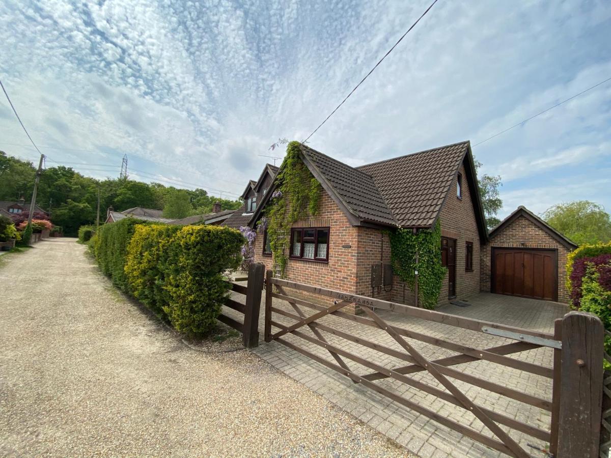Stunning Rustic Home, New Forest National Park * Саутгемптон
