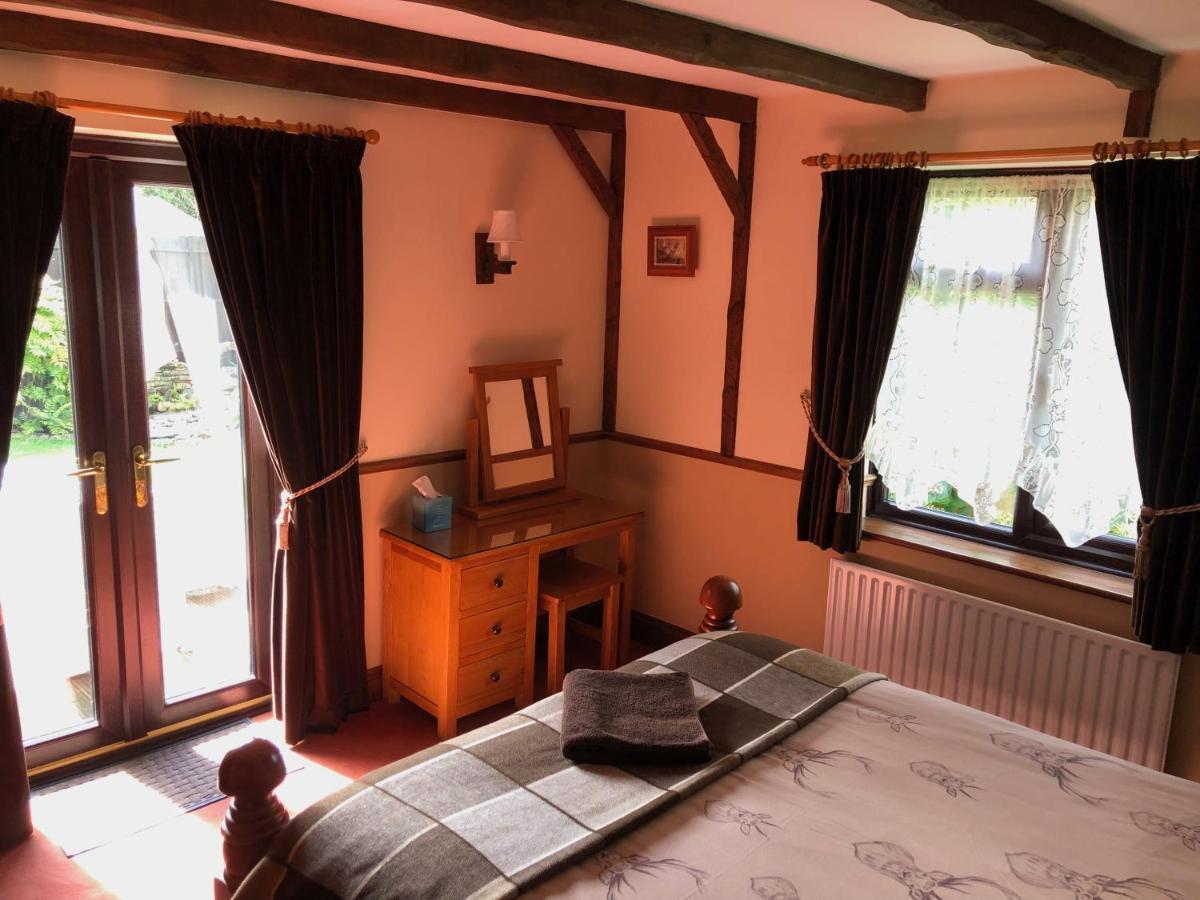 Дом отдыха Stunning Rustic Home, New Forest National Park